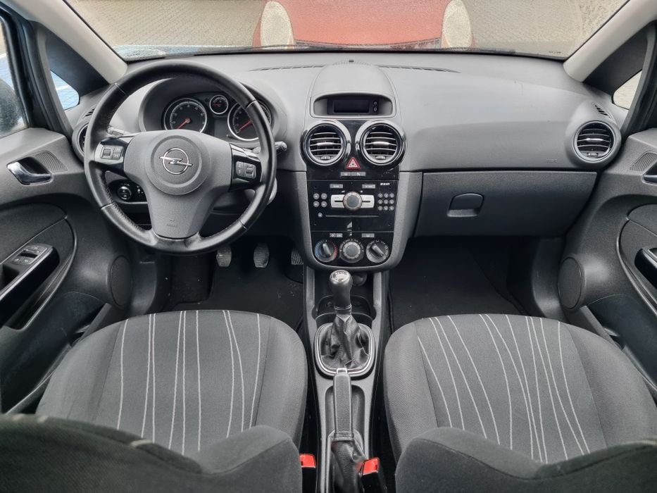 Opel Corsa D 1.4 benzyna Tempomat
