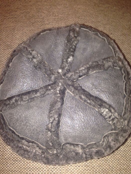 Шапочка на девочку 9-11 лет овчина