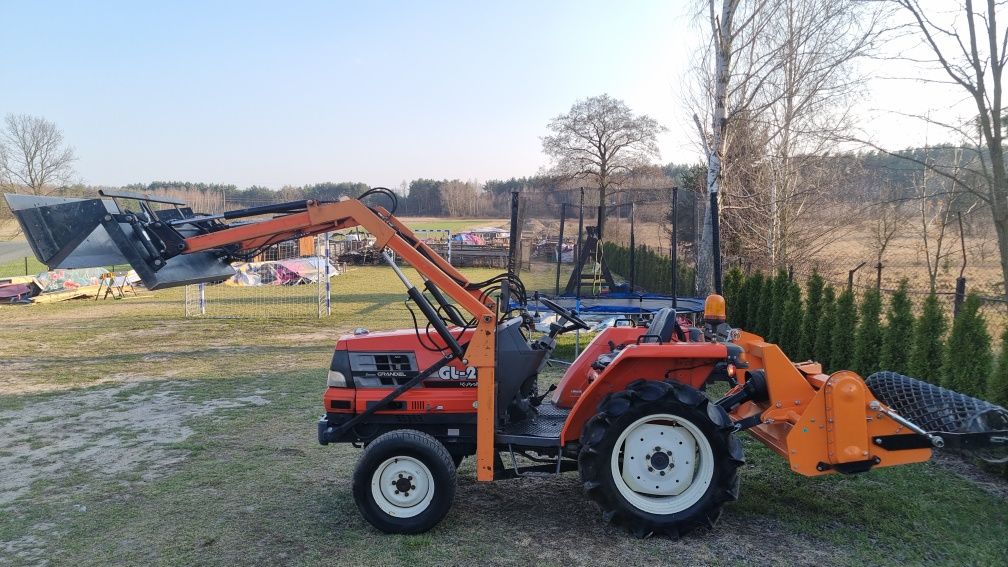 Mini traktor 4x4 Kubota GL 21 Z TUREM