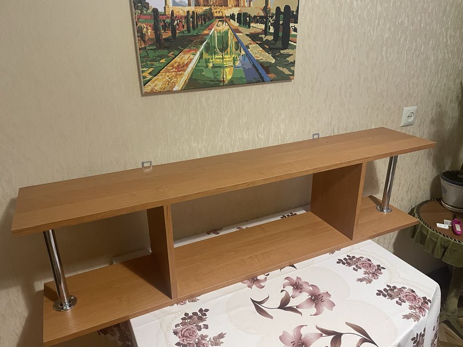 Продам полку настенную