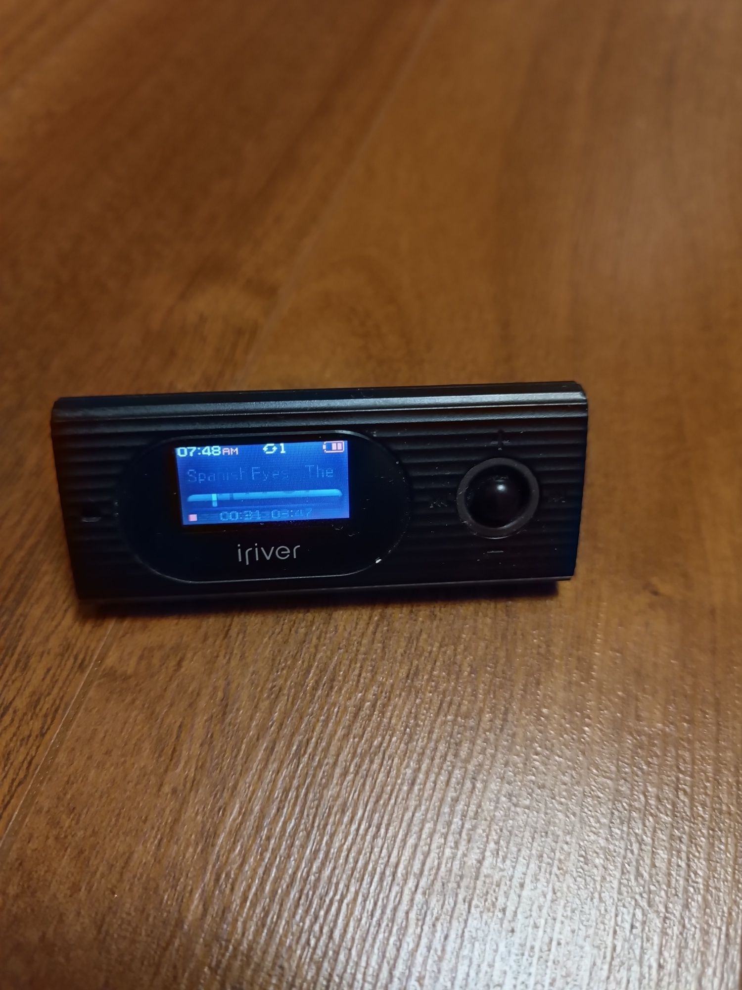 MP3-плеер iRiver T60 2 GB Black.