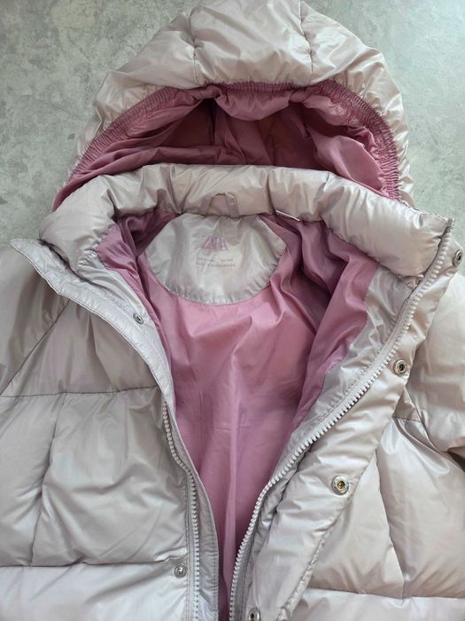 Куртка Zara тепла, водовітштовхуюча, зимова. 104 розмір