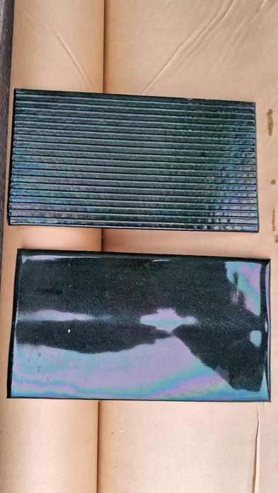 Плитка стеклянная облицовочная