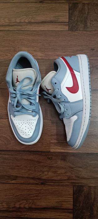 Buty NIKE Air Jordan 1 Low