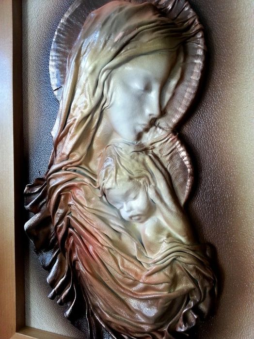 Matka boska z dzieciątkiem.piękny kolor. oryginalna pamiatka GRAWER