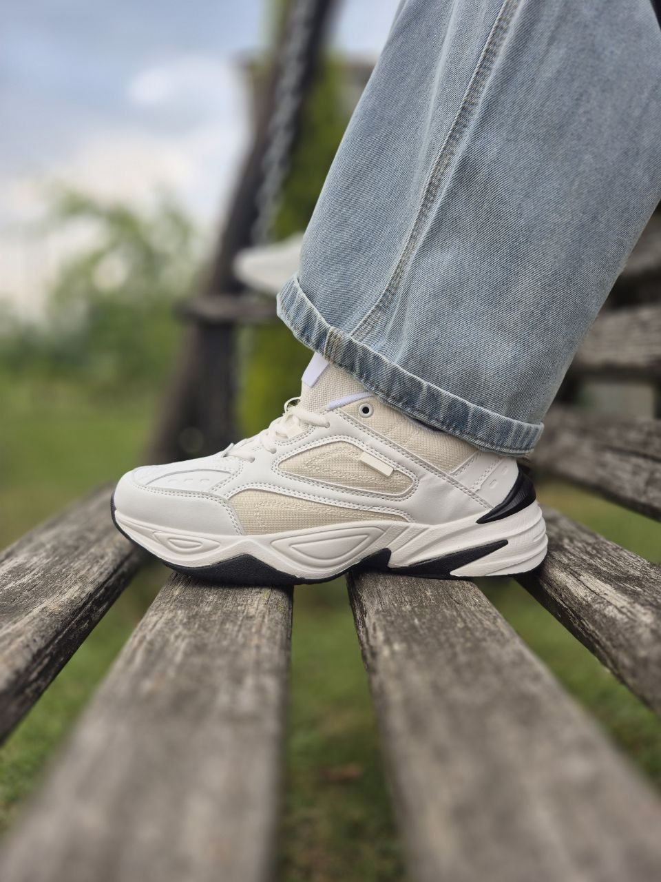 Кросівки чоловічі в стилі m2k tekno білі,сірі