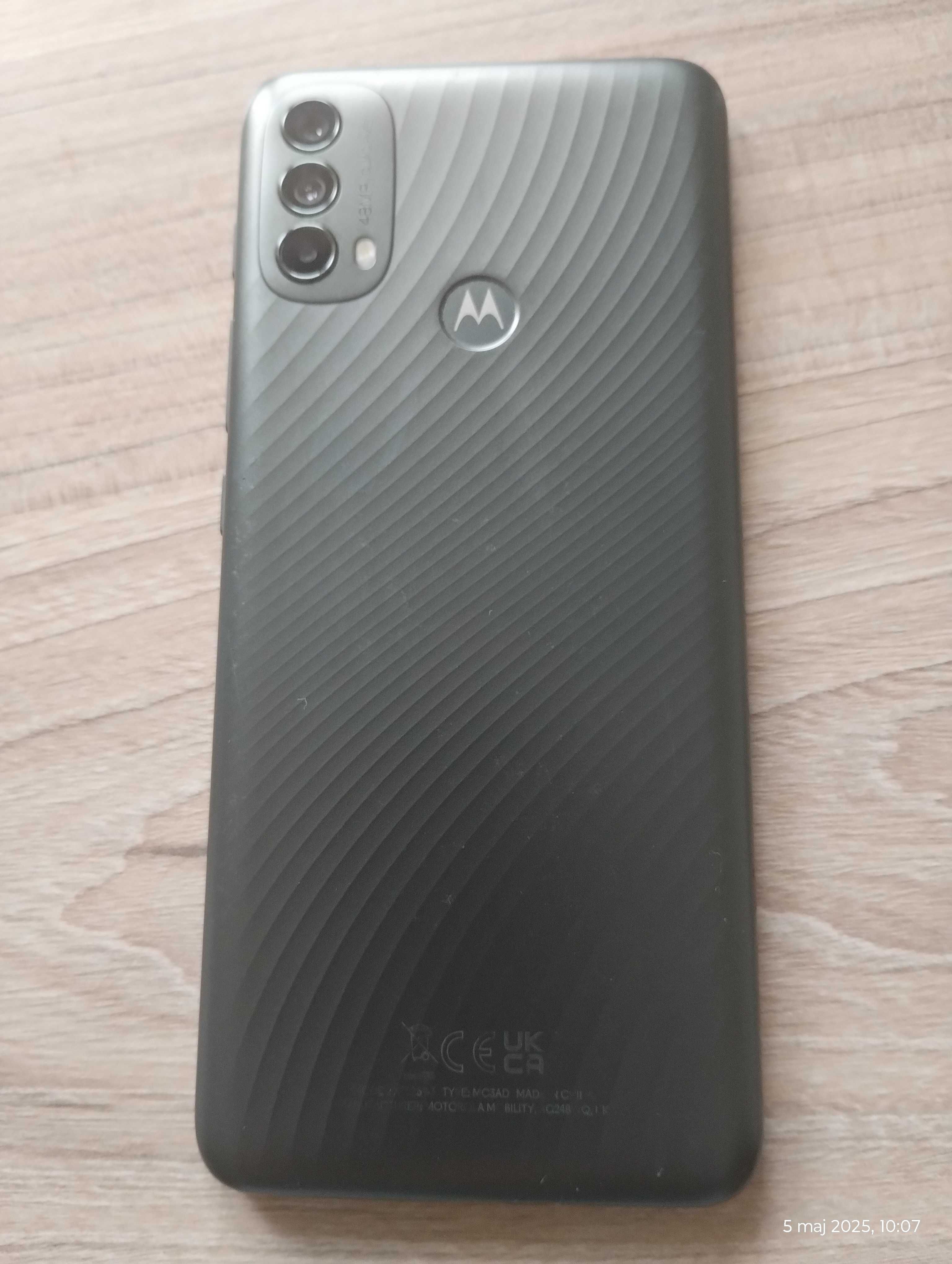 smartfon Motorola e40