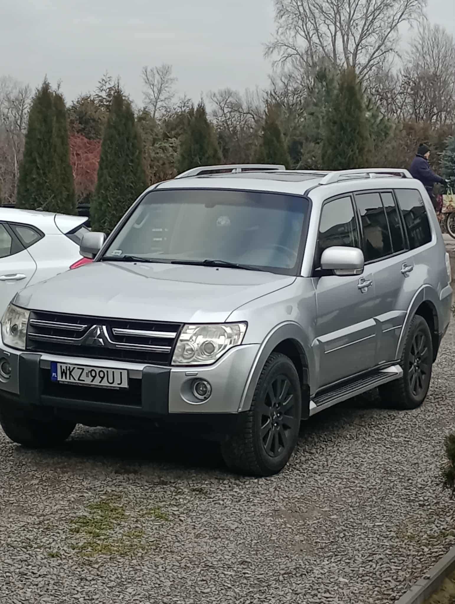 Sprzedam Mitsubishi Pajero 4 - 3,2DID
