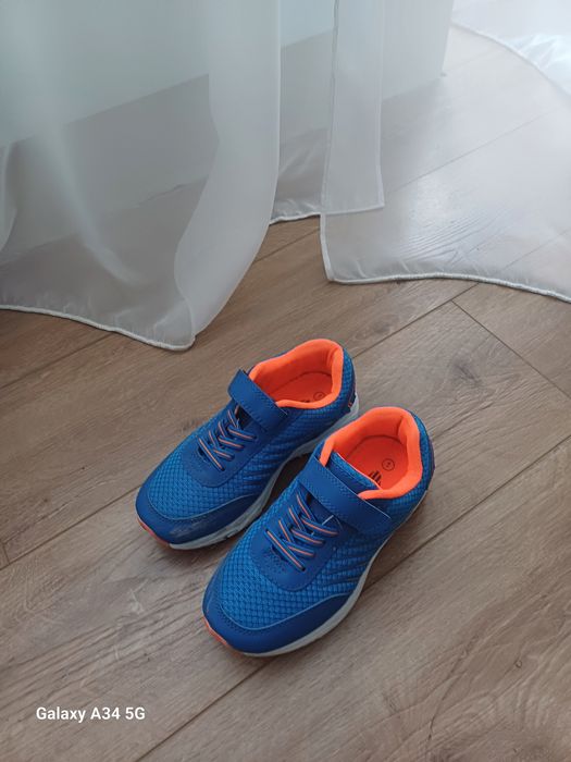 Кросівки 32 розмір