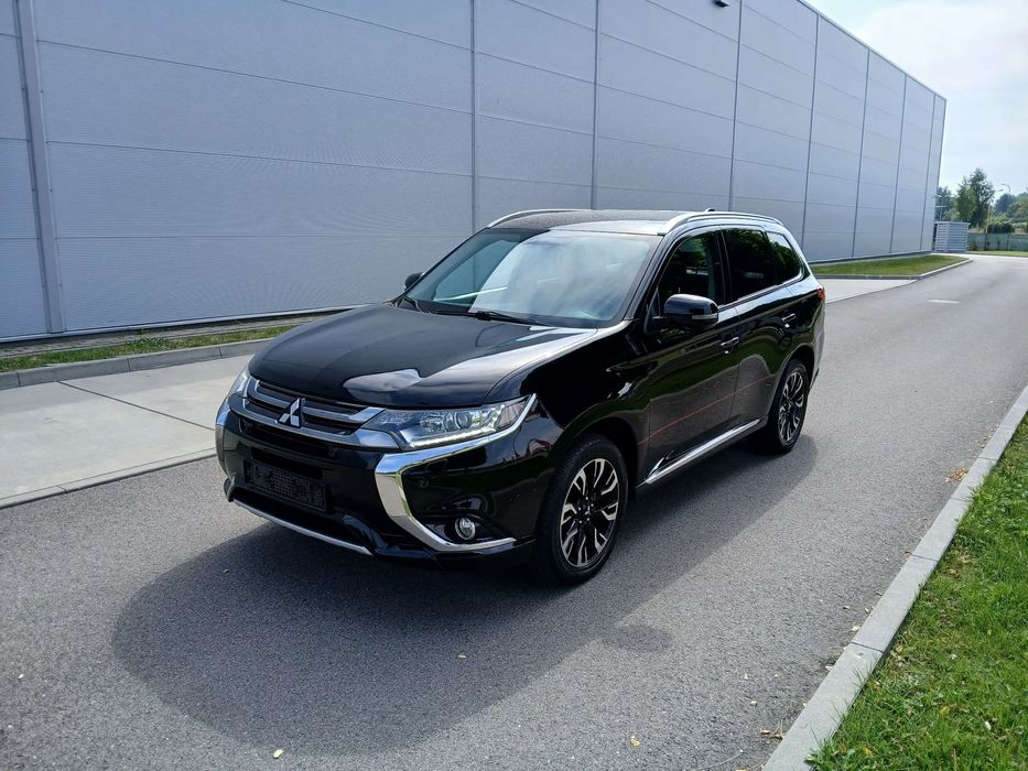 Mitsubishi Outlander 2.0 4WD Plug-In HYBRID LIFT 203KM 100% Bezwypadkowy Super-Stan