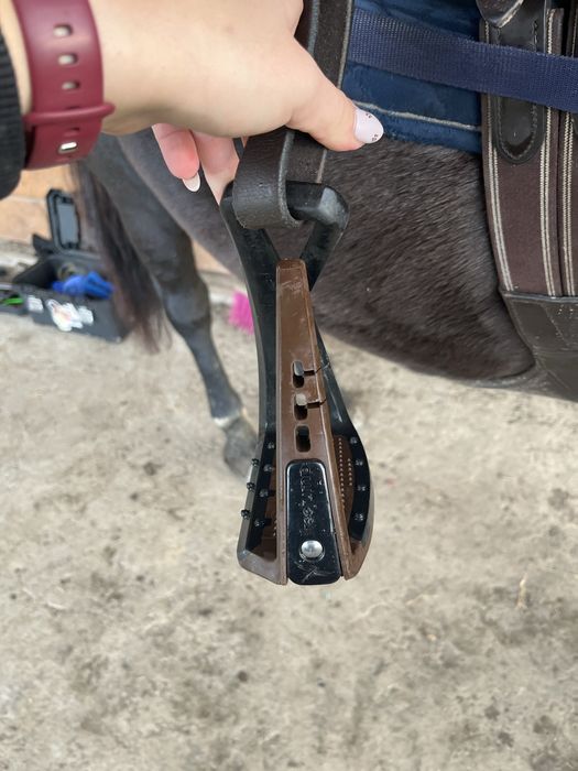 Strzemiona free jump