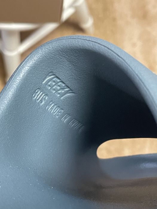 Yeezy slide 8us klapki