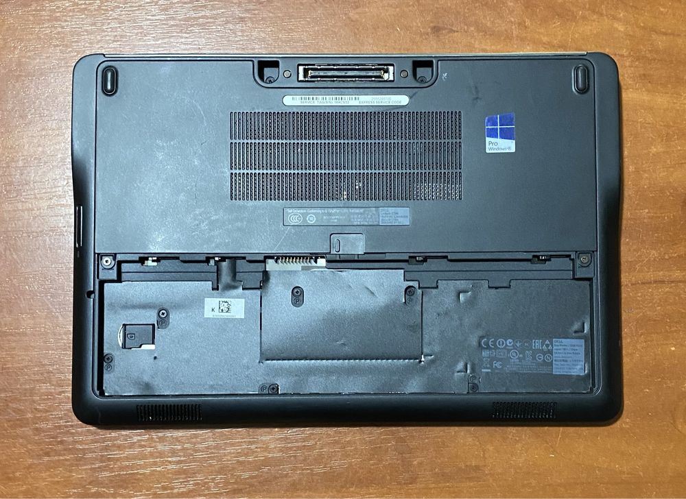 Ноутбук Dell Latitude E7240 12.5"/ 4GB RAM/32GB SSD/i5-4310! N2738