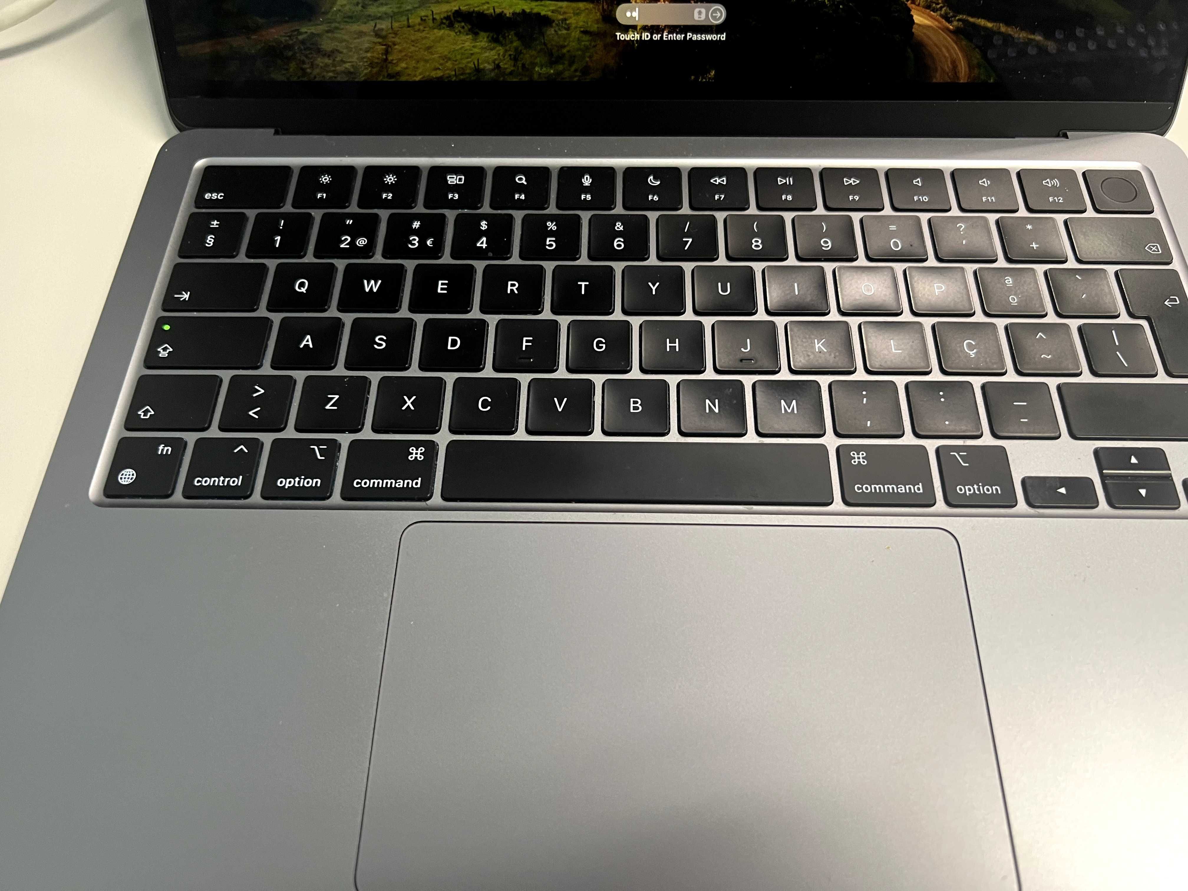 Macbook Air M2 256GB - 16GB RAM
