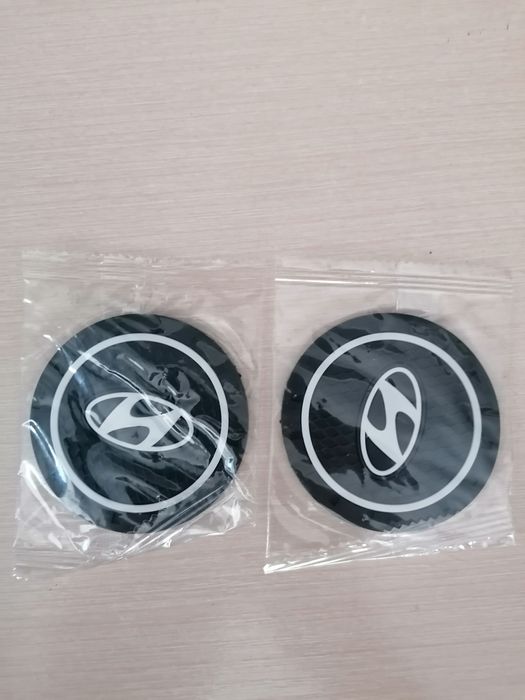 Подстаканник Hyundai діаметр 71 мм. 2шт. Коврики в подстаканник анти с