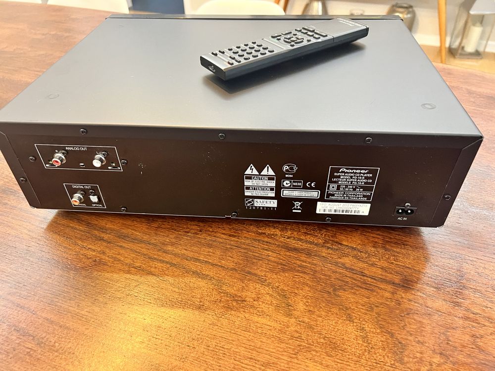 Leitor Pioneer PD-10 SACD e DSD– estado impecável + comandos originais