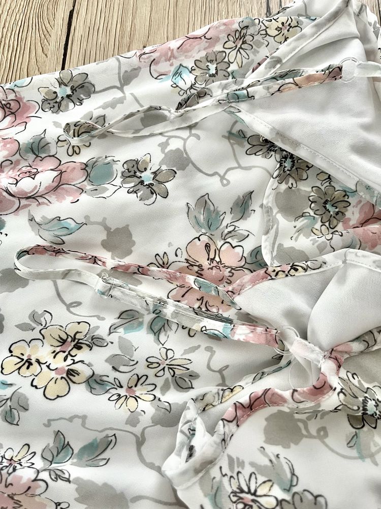 Elegancka sukienka w kwiatki długa maxi z tiulem na wesele 42 44