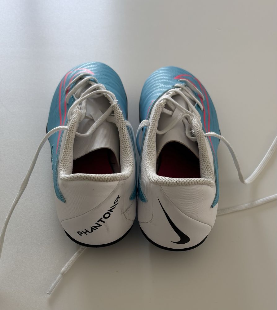 Chuteiras Nike phantom GX T35 (como novas)