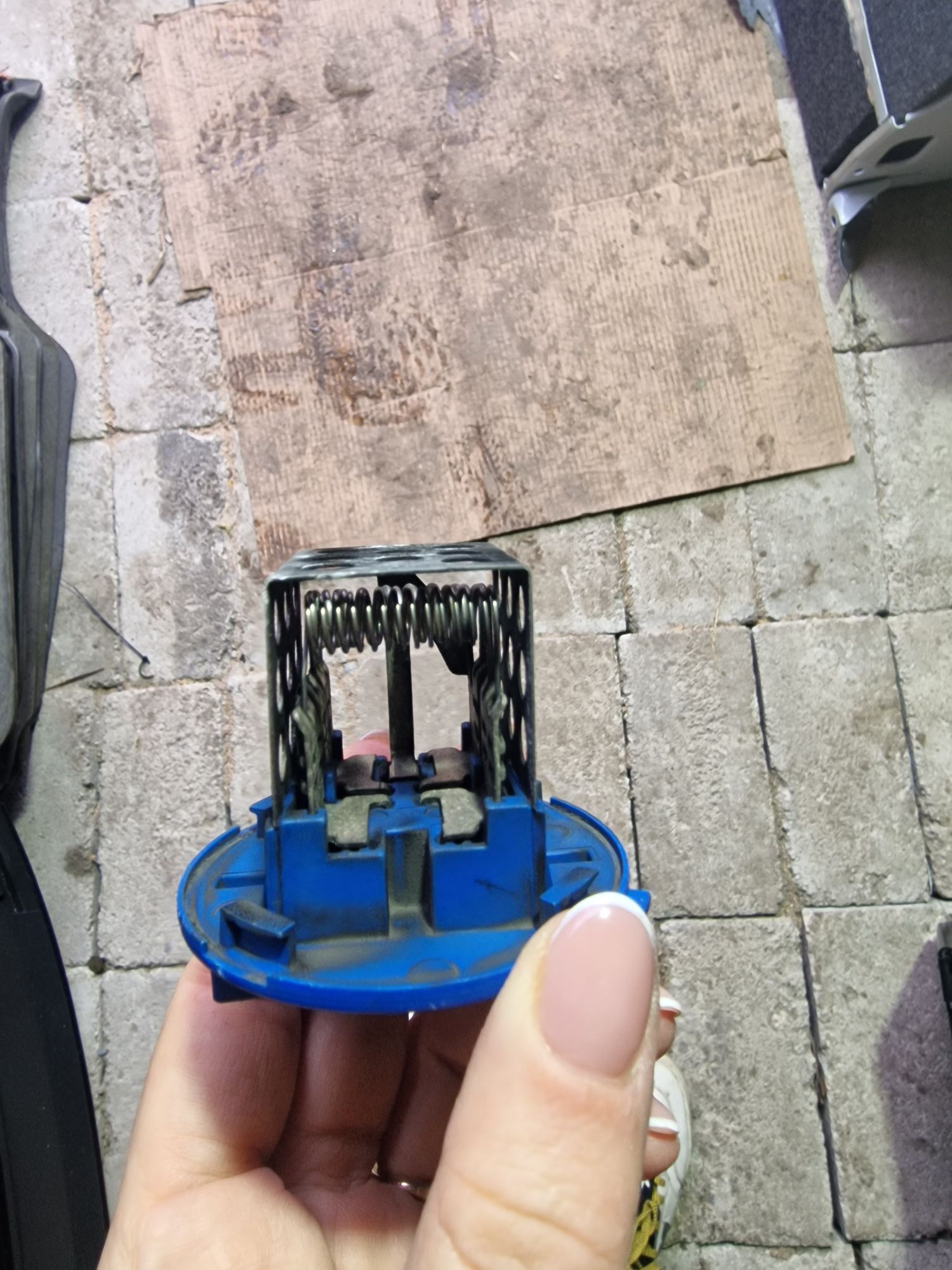 Реостат резистор моторчика пічки sprinter 906, crafter