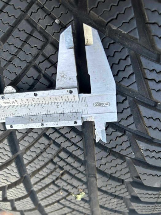 Bridgestone Blizzak Lm001 275/45 r20 110v 2022R