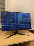 Monitor AOC 24G2SPAE/BK 24,5 cala z pękniętą matrycą