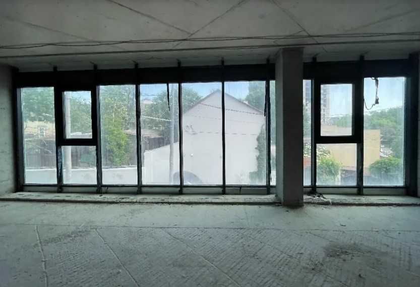 Продам помещение под Фитнес-центр, ЖК Аквамарин, 2000м.