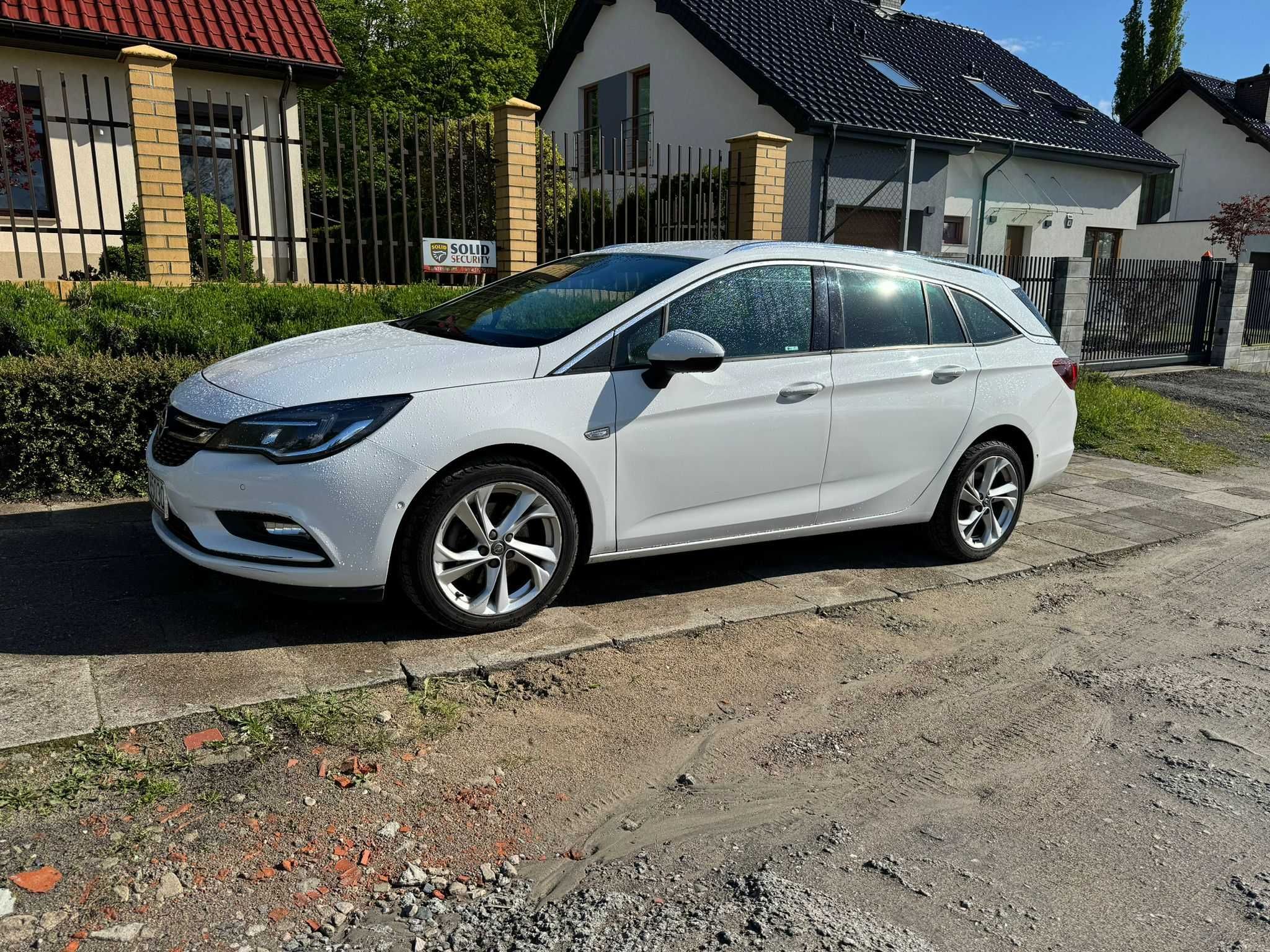 Opel Astra Sport tourer kombi