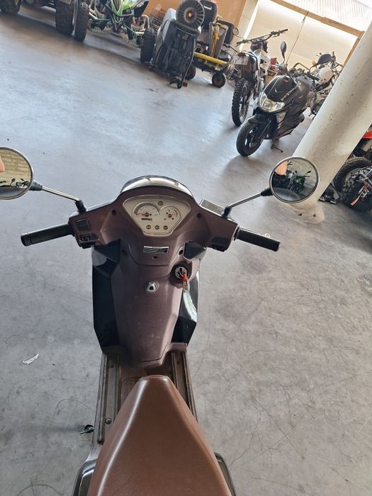 Scooter 50cc Zahara 50 KEEWAY