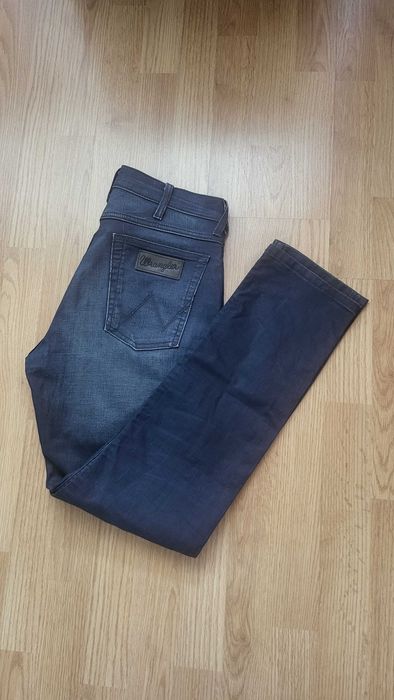 Spodnie Jeans Wrangler model Bostin