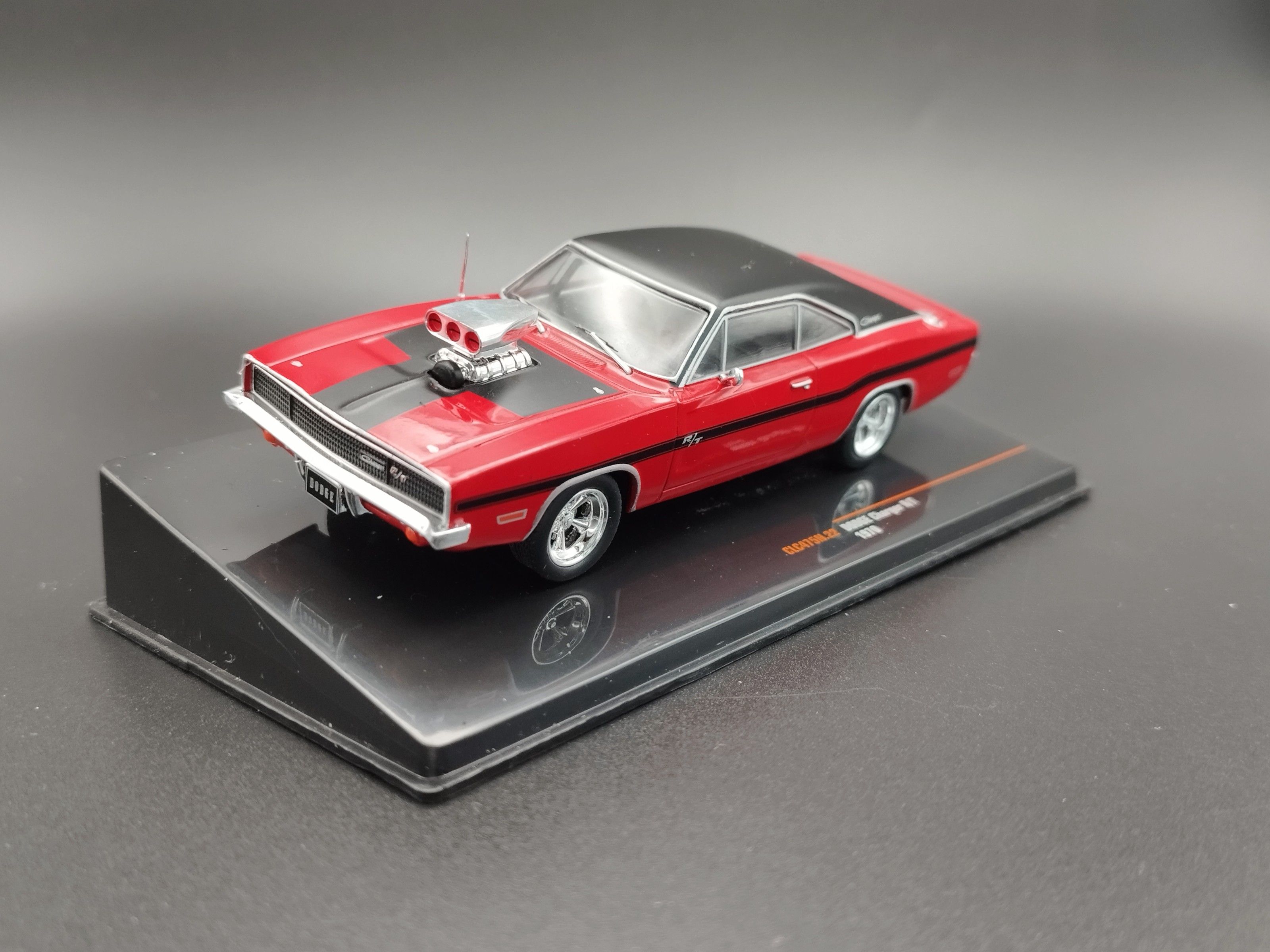 1:43 IXO 1970 Dodge Charger R/T Model nowy