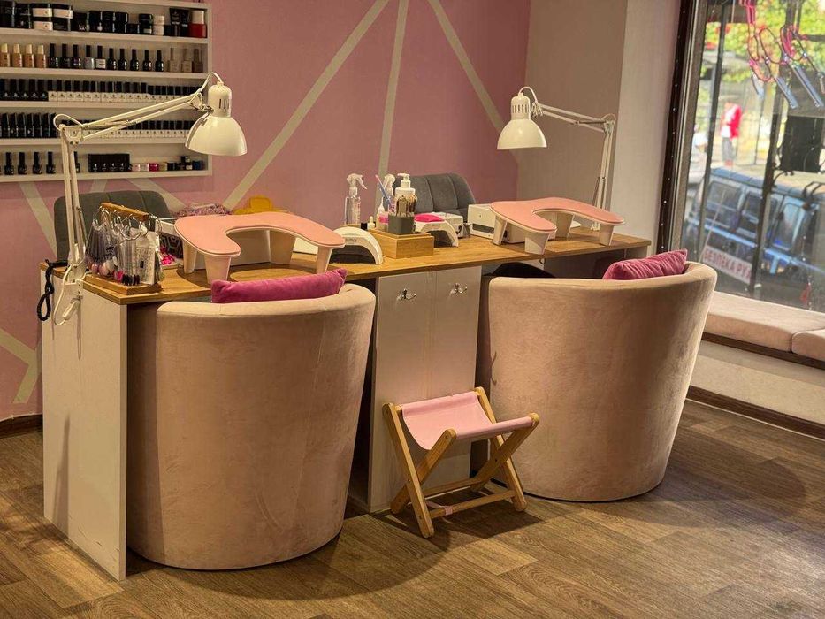 Продам действующий бизнес - маникюрная студия. Окупаемость 12 мес