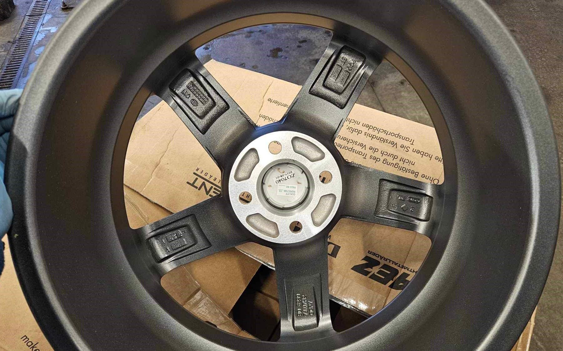 1x Felga DOTZ CP5 7.0 x 17 4x100 ET45 - OCPY2GA45 - NOWA [U]
