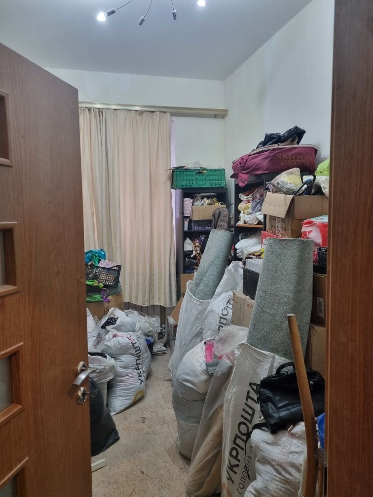 Продам 2ком.квартиру в центре.