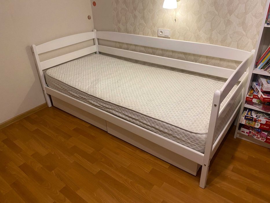 Ліжко дитяче односпальне 90х200см без матрацу