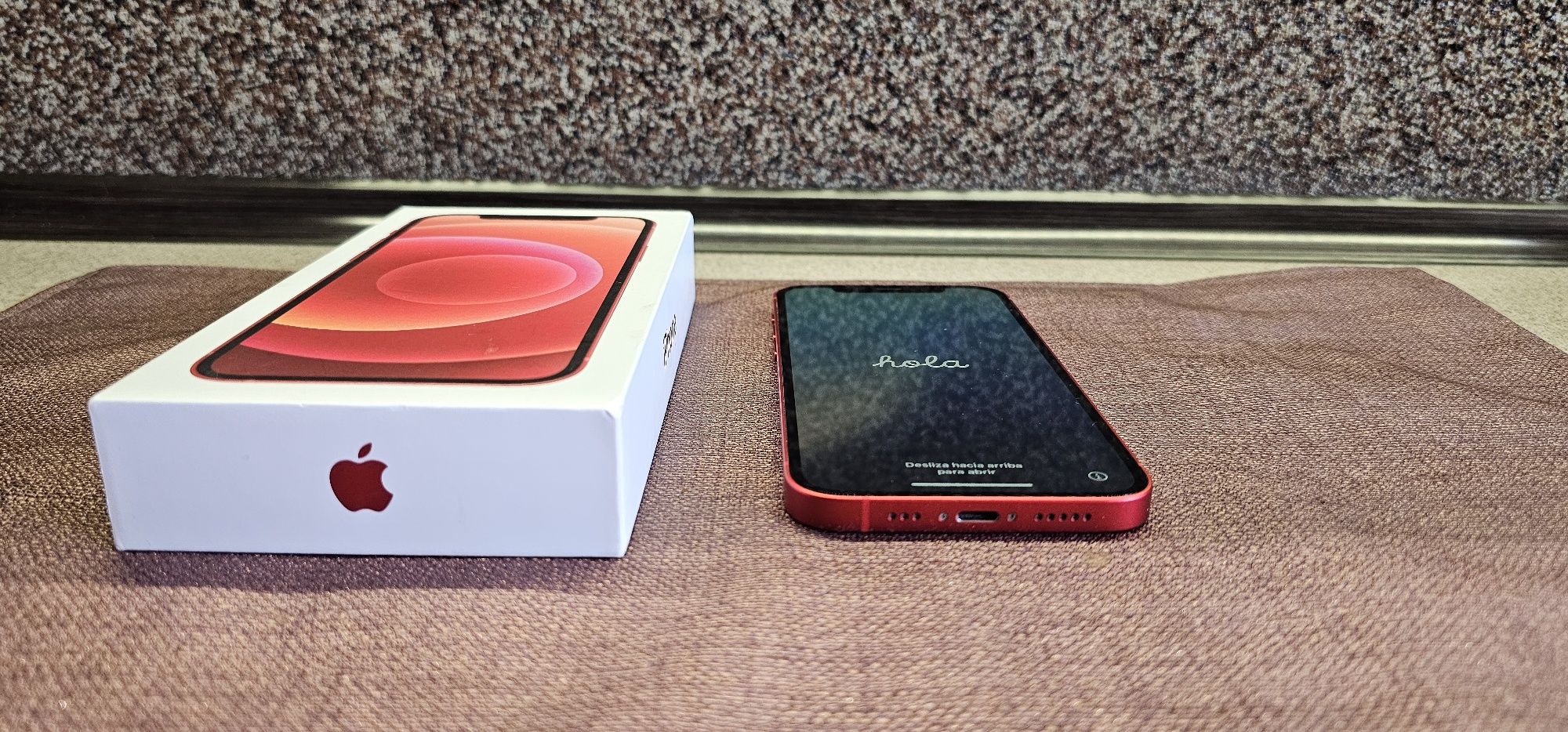iPhone 12 64 GB Red