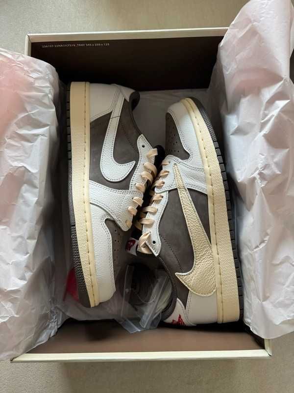 Jordan1RetroLowOGSPTravisScottReverseMocha r.41