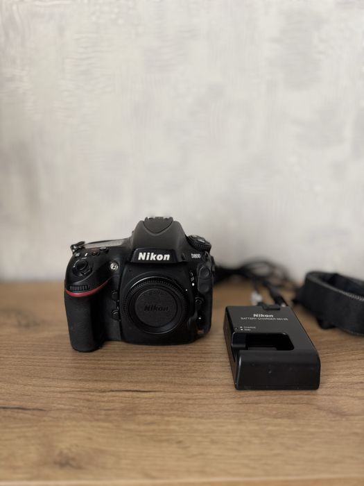 Nikon D800 body б/у