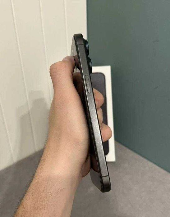 iPhone 15 Pro Max, 256 ГБ