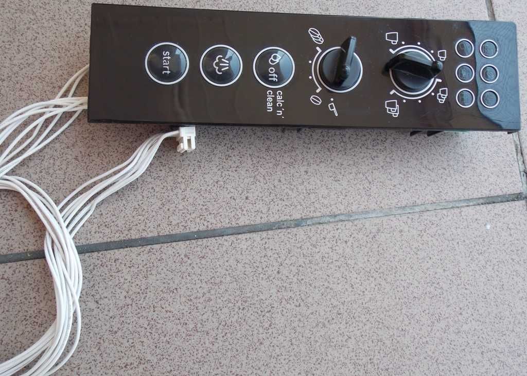 Panel sterowania ekspresu Bosch TES50129RW05