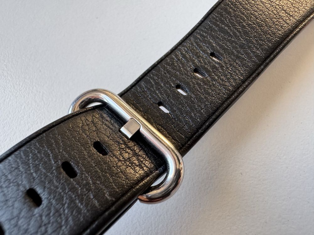 Oryginalny skórzany pasek Apple Watch Classic Buckle 42/44/45/49mm