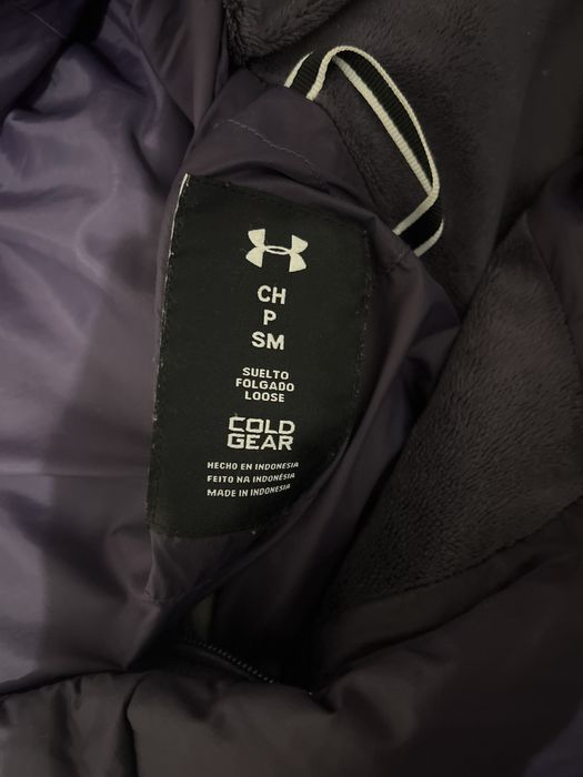 Продам пуховик Under Armour