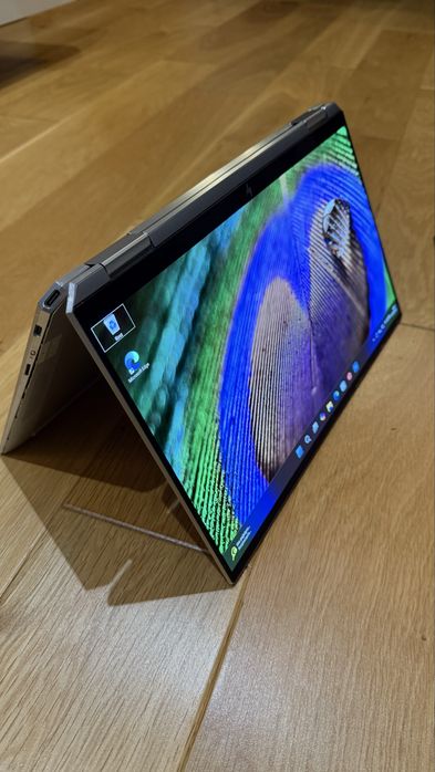 HP Spectre x360 13” OLED i7-1165G7 / 16 GB / 2 TB SSD / tablet laptop