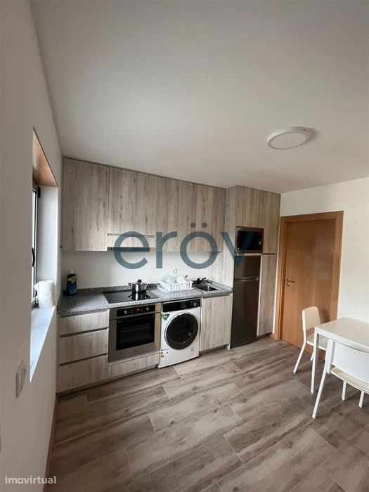 Moradia Convertida em 3 Apartamentos – Areosa, Paranhos | Porto