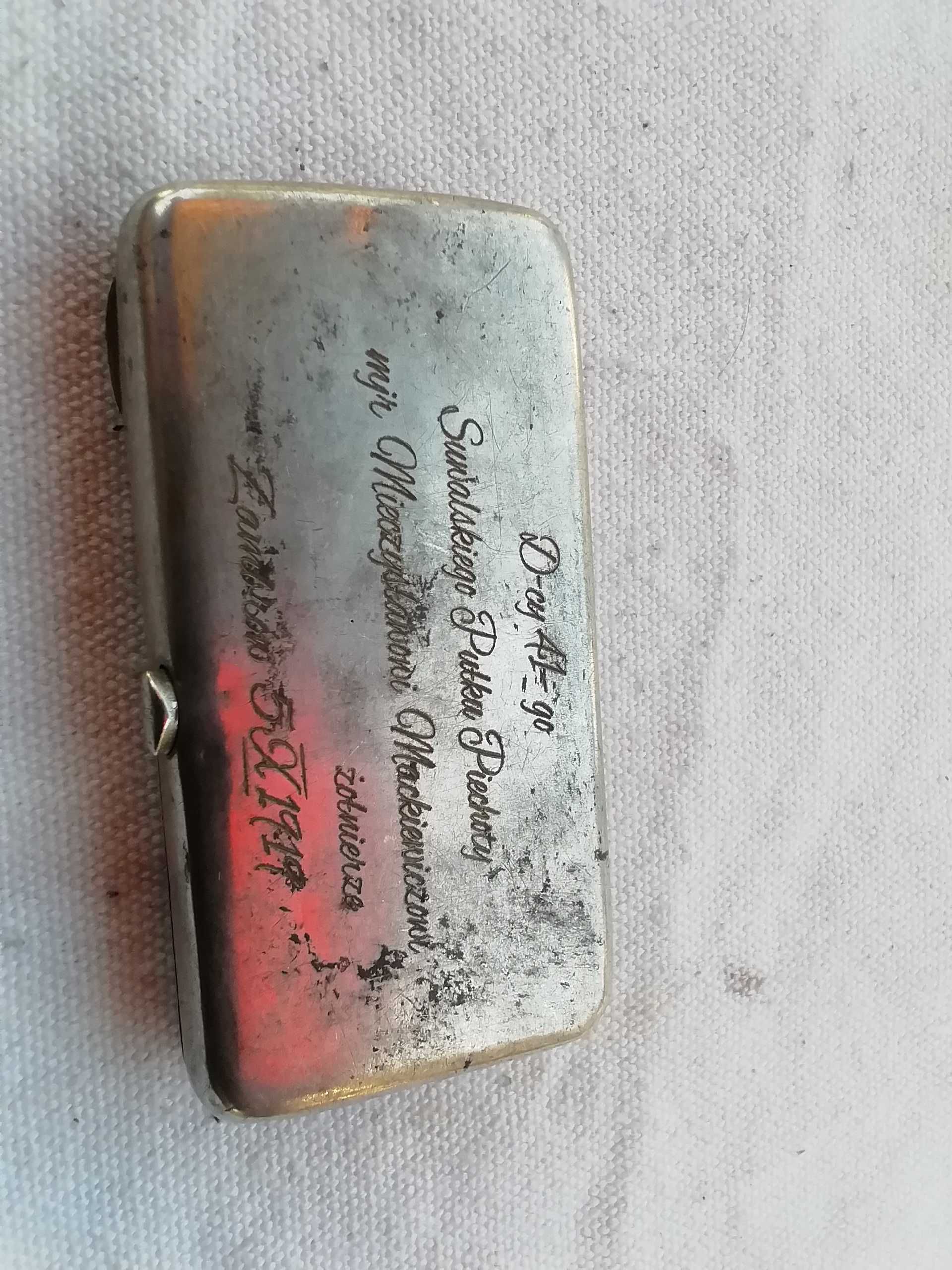 Tabakiera srebrna z dedykacją wojskową