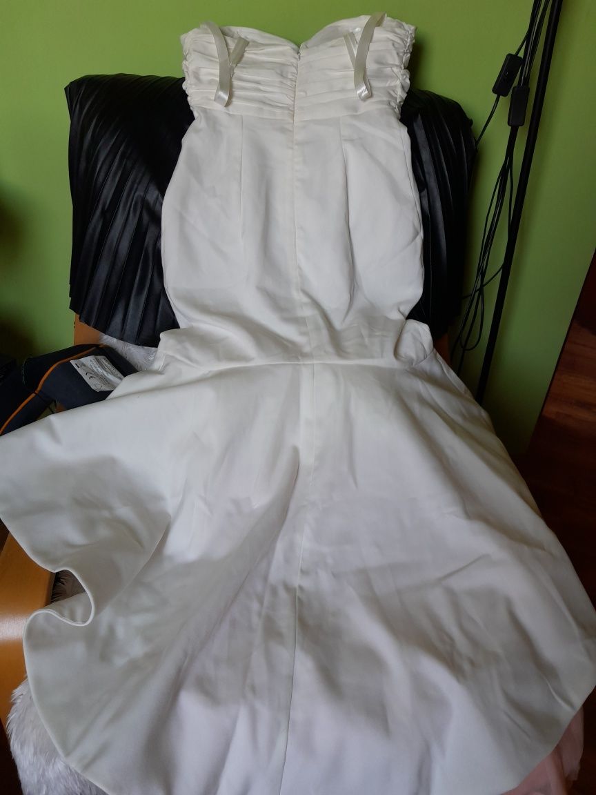 Suknia biała,asymetryczna r.38
