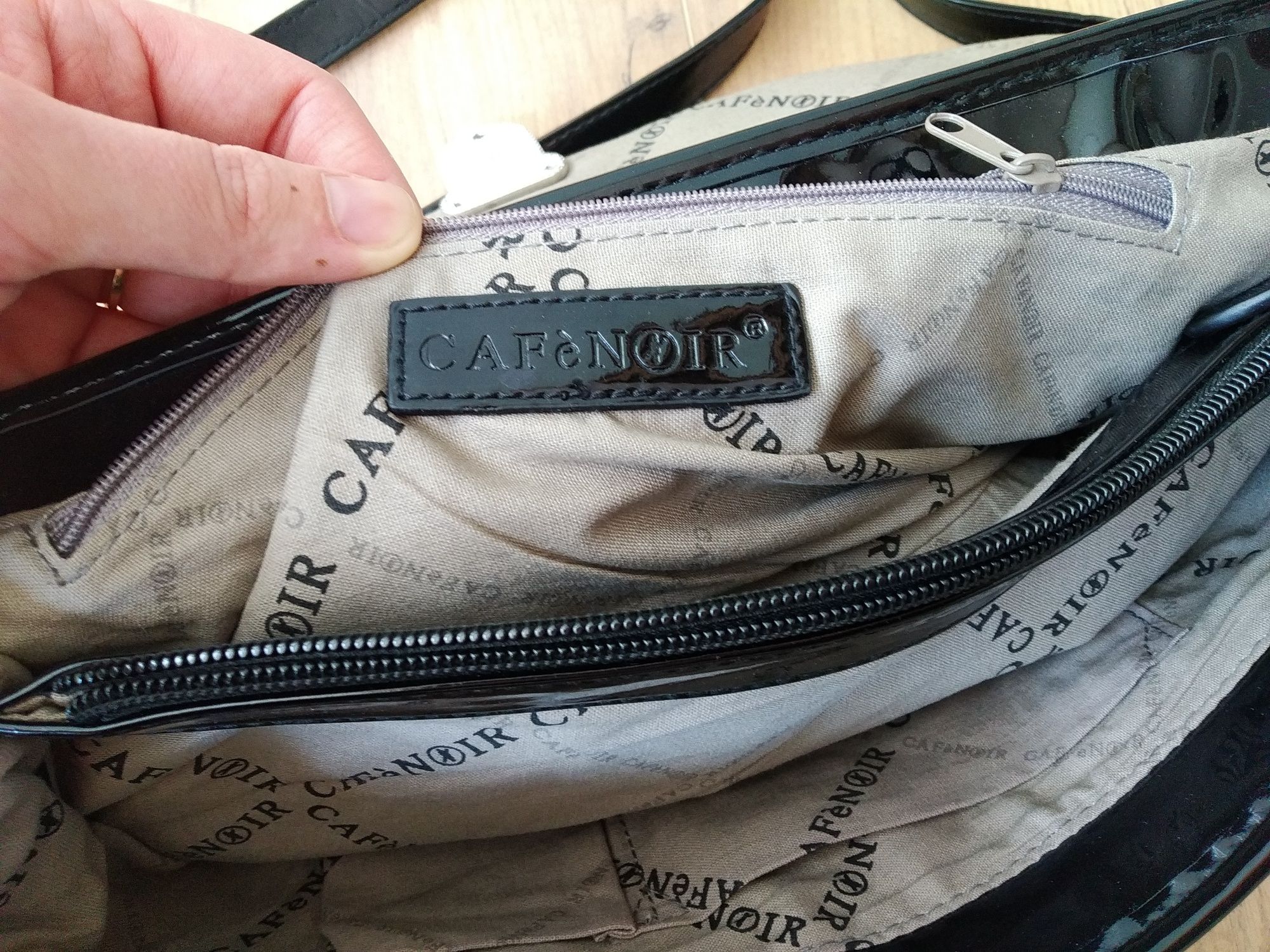 Skórzana torebka na ramię CafeNoir