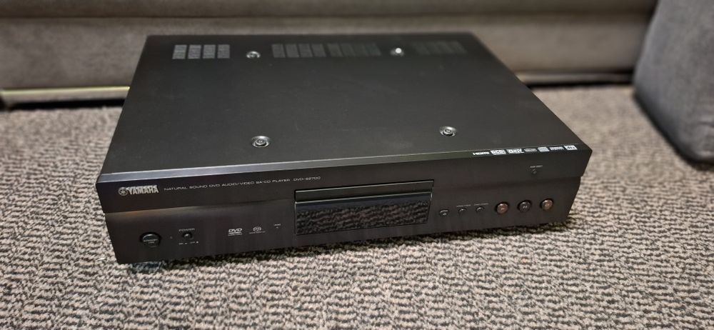 Yamaha DVD-S2700