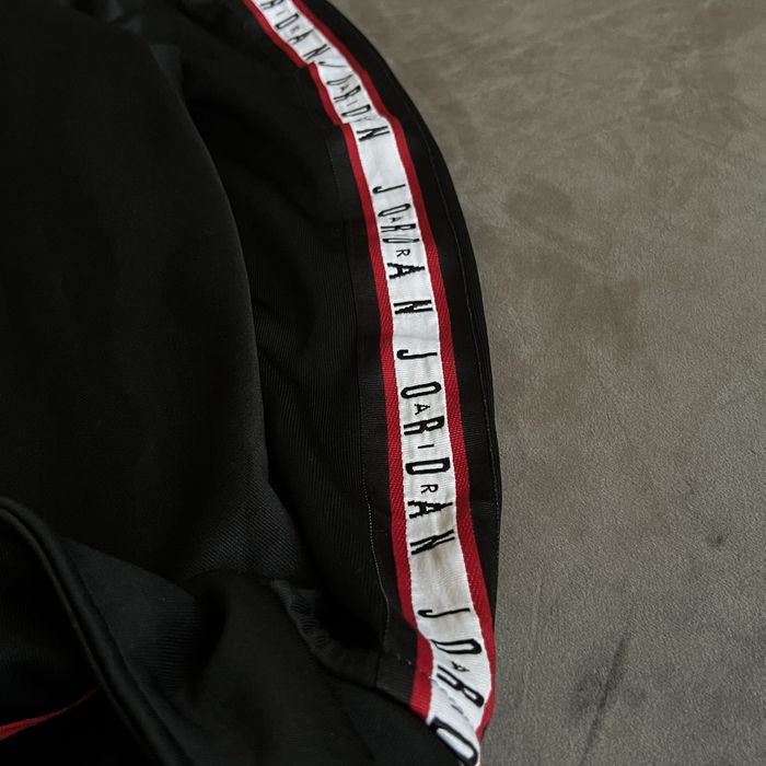 Зіпка Jordan на лампасах L-XL