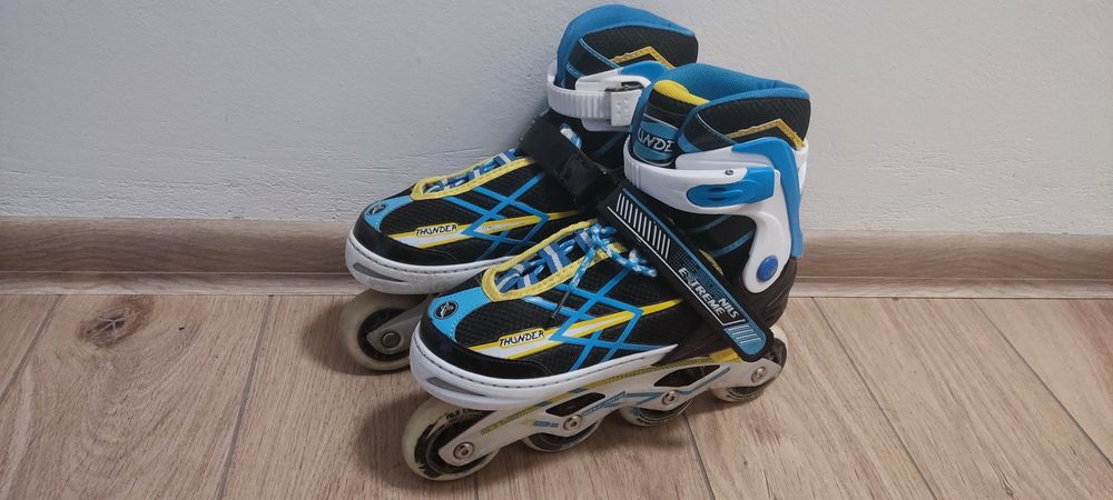 Rolki 35-38 czarny biały niebieski żółty