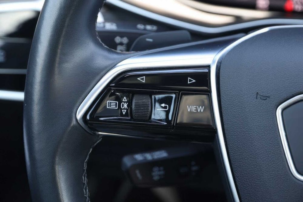 Audi A6 quattro Premium Plus      2022